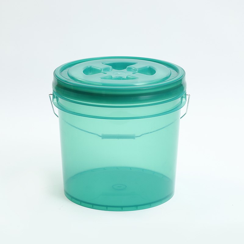 Clear 3 Gallon Bucket Car Detail with Screw Lid