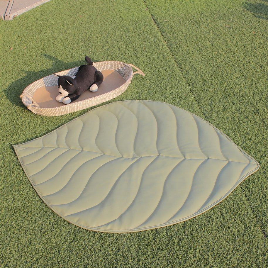 Hot Selling Double Side Design Leaf Eco Friendly Non Toxic Waterproof Baby Play Mat