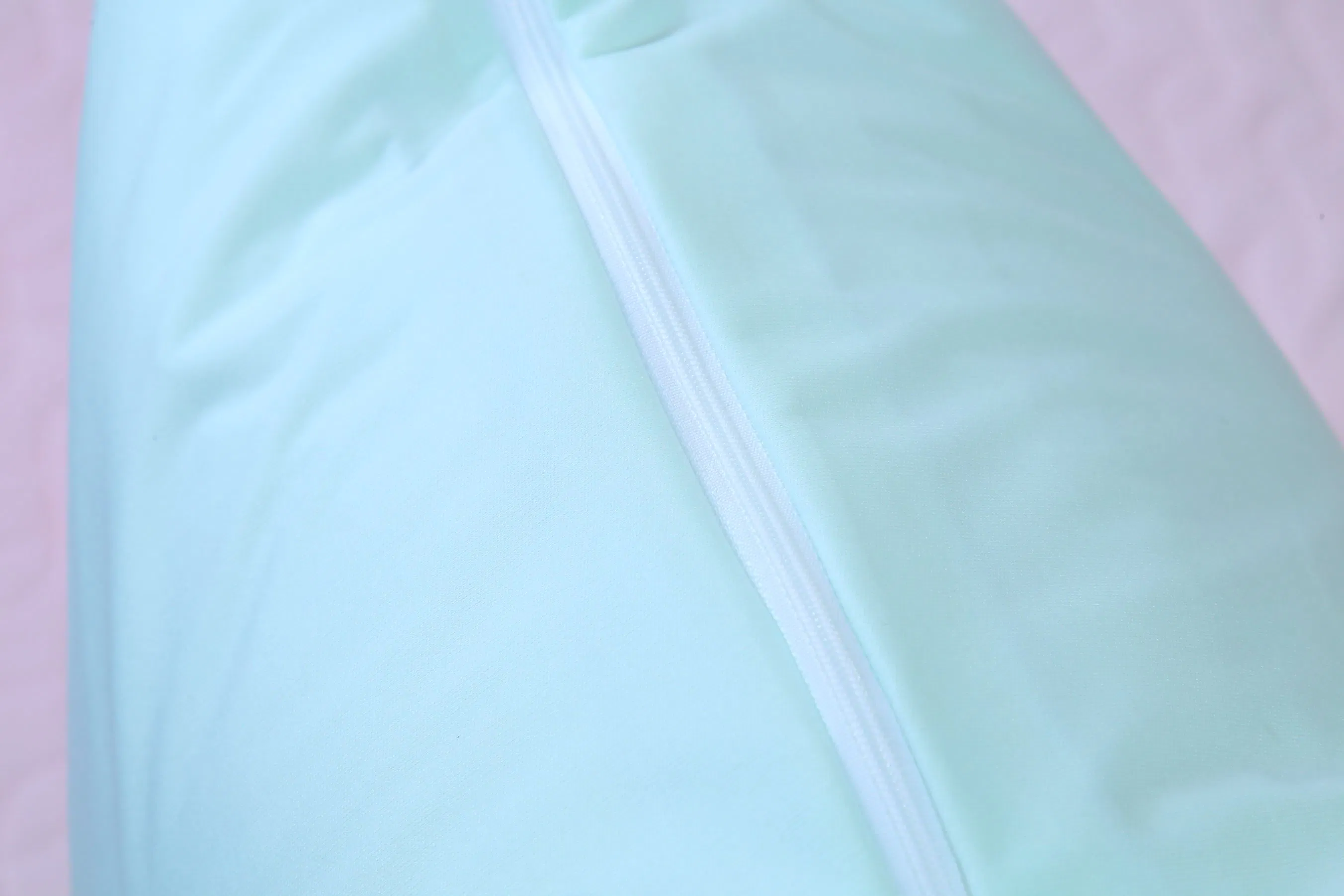 Zippered Waterproof Knitted Polyester Pillow Cover Pillow Protector Hotel Breathable Durable