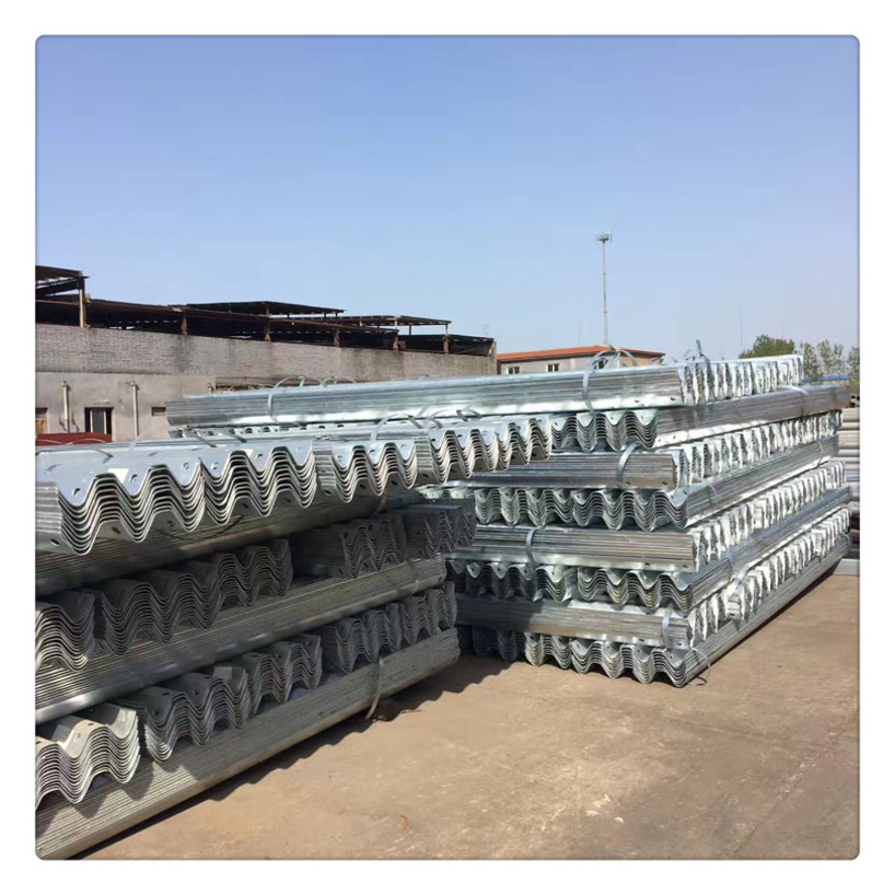 Hot DIP Galvanized Steel Roadside Protection Safety Thrie Beam Guardrail