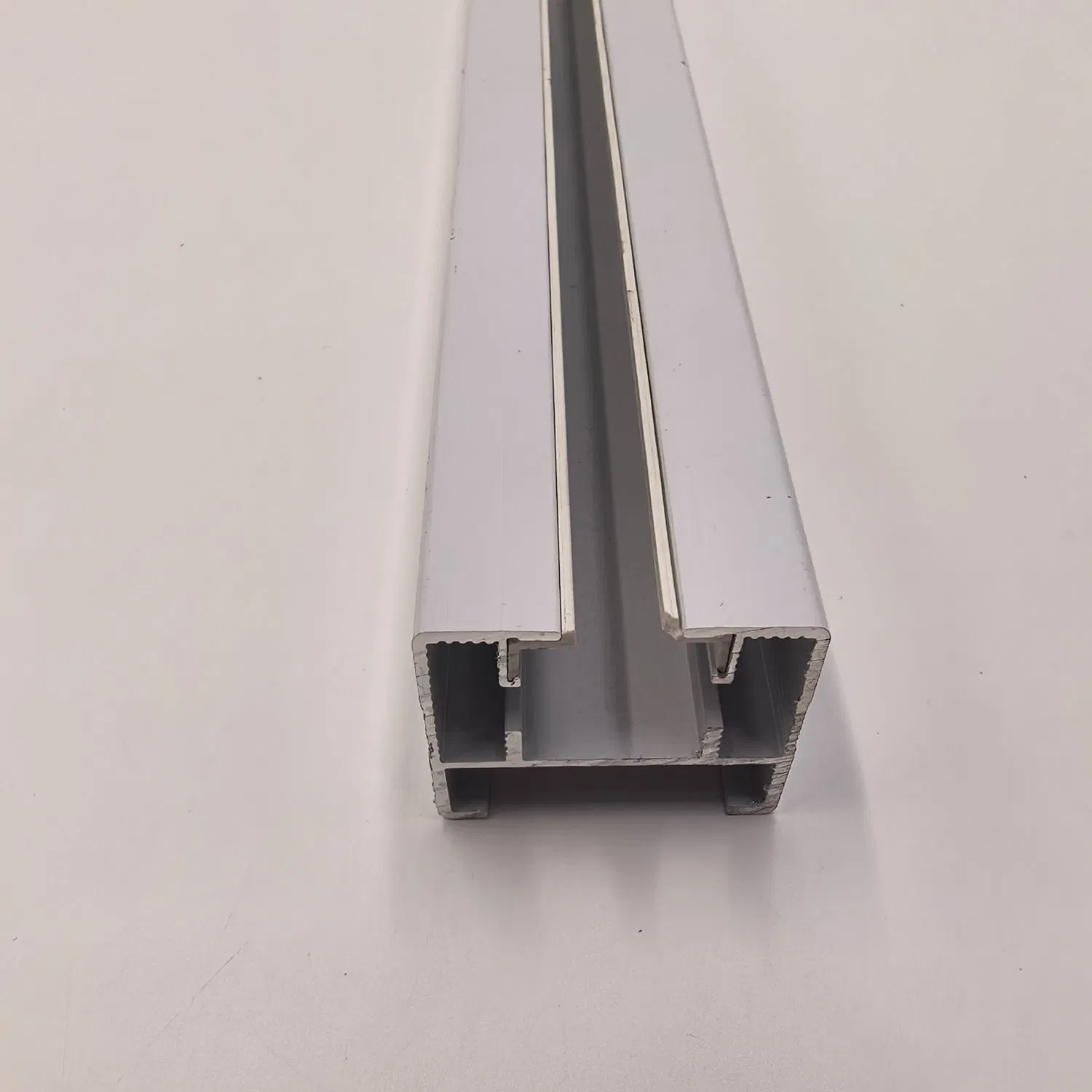 Durable Aluminum Curtain Track for Stylish Interior Design