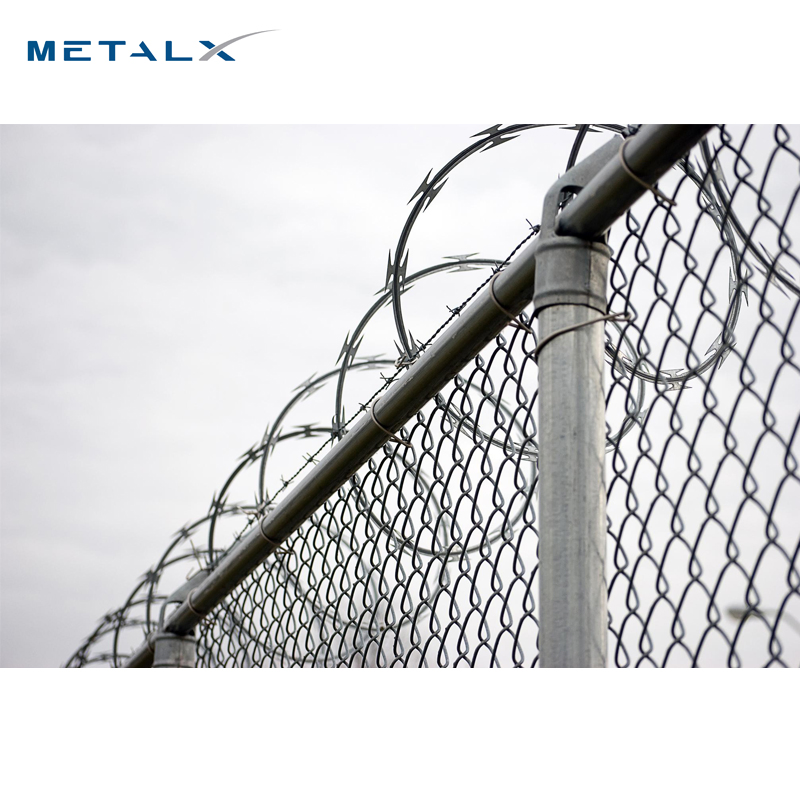 Galvanized 9 Gauge Diamond Chain Link Fence Price Cyclone Fence for Farm
