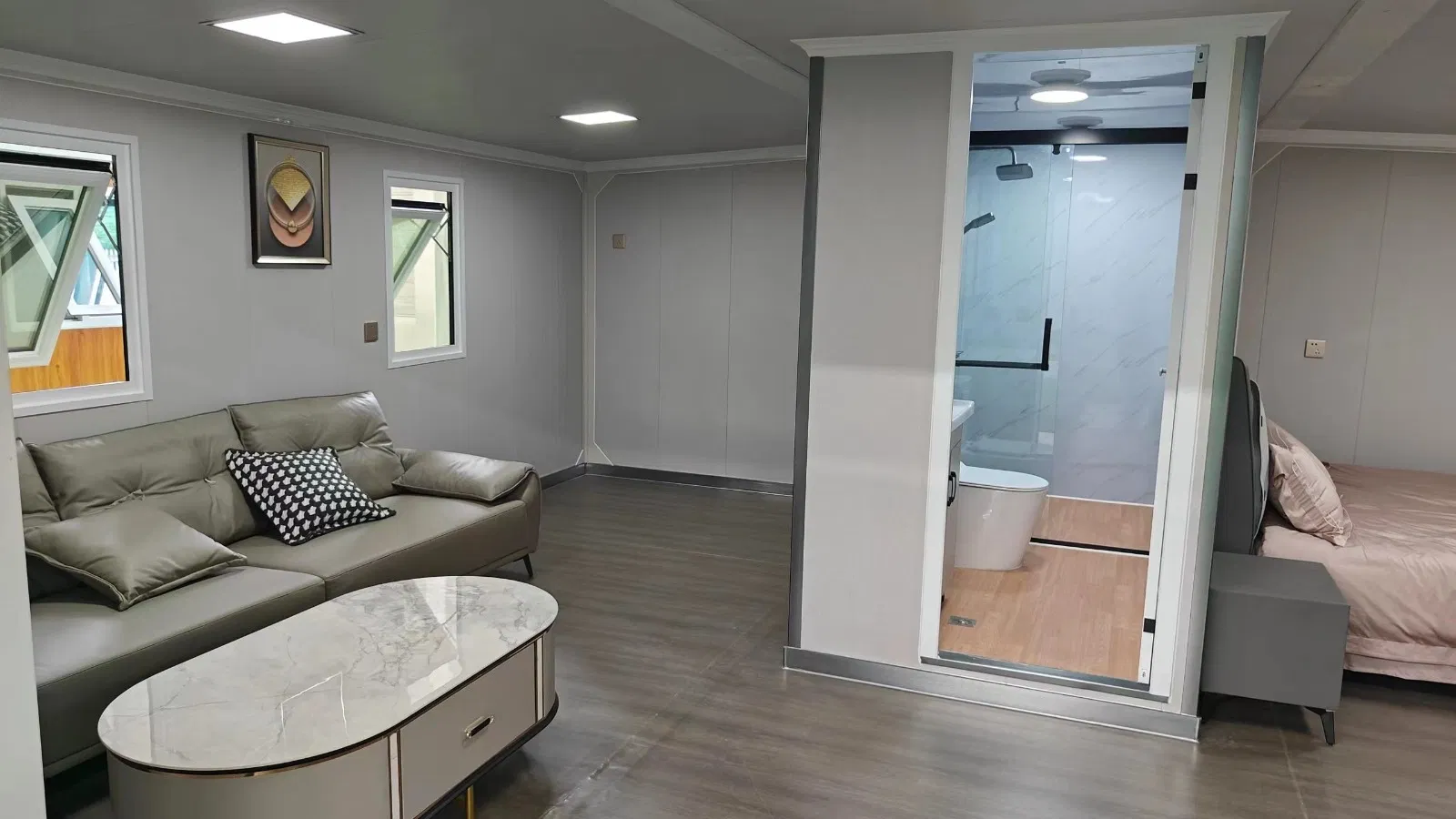 Hot Sale High Quality Prefabricated Expandable Container Home Villa with 3 Bedrooms for Sale