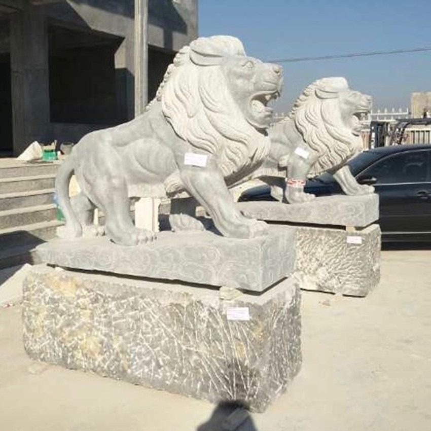 Life-Size Outdoor Decoration Marble Lions Statue