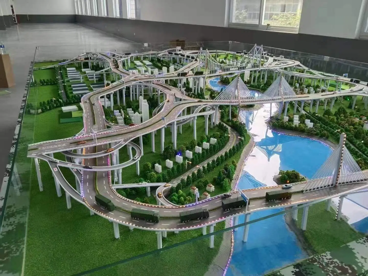 Urban Bridge Building Model Making Suitable for Exhibitions or Corporate Displays