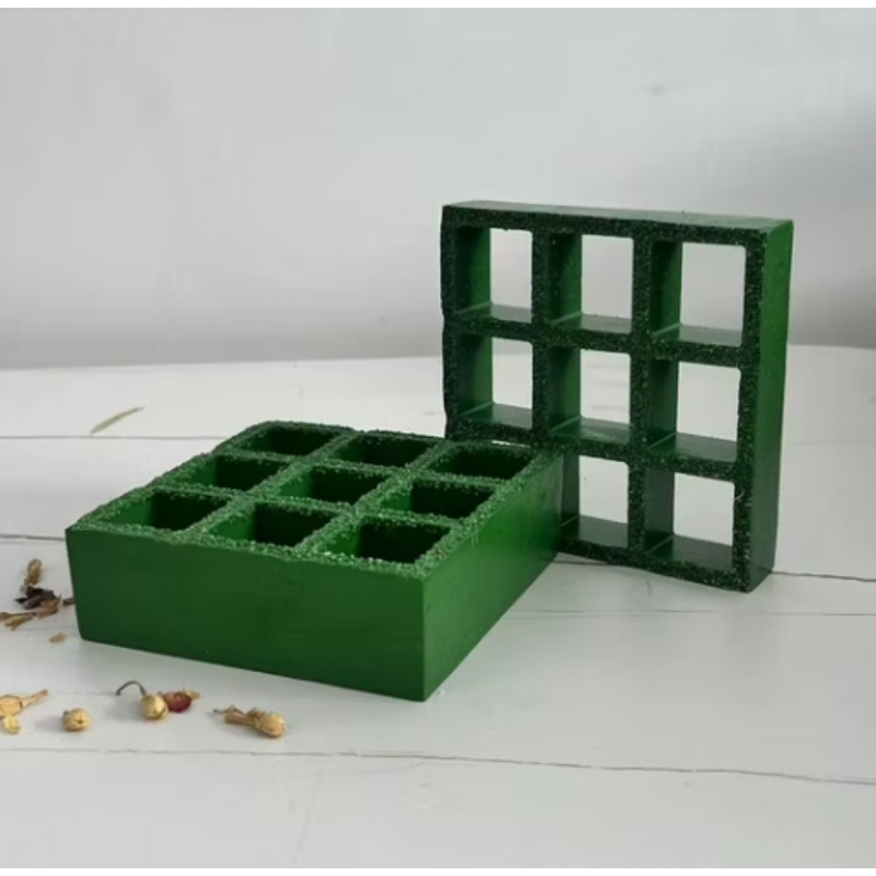 Hot Selling Fiberglass Gritted Grating in Good Price