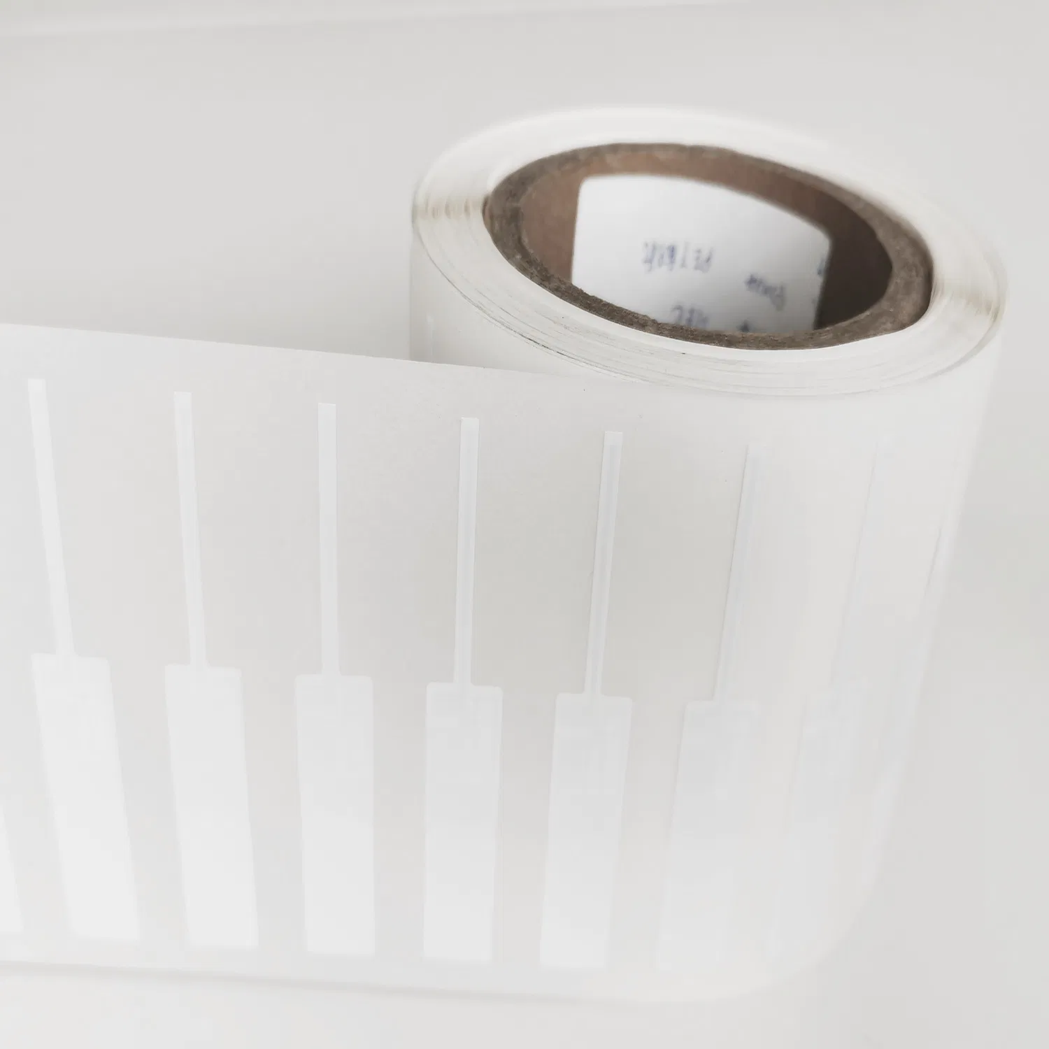 Passive RFID Asset Tracking Tag 860~960MHz Jewelry Label UHF RFID Mini Price Tag