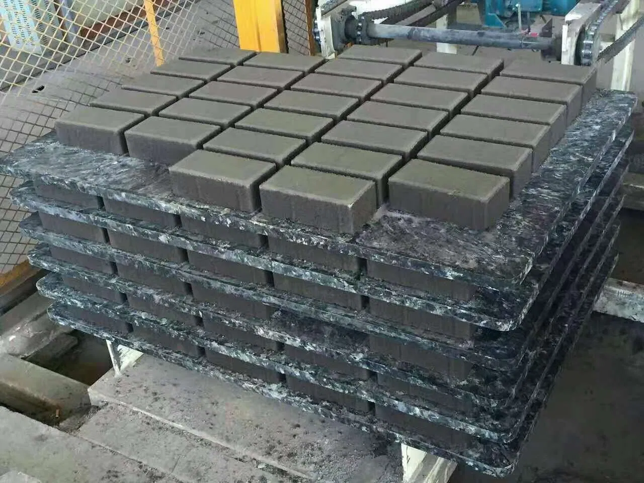 High-Strength Gmt Pallet for Concrete Block Production Machine