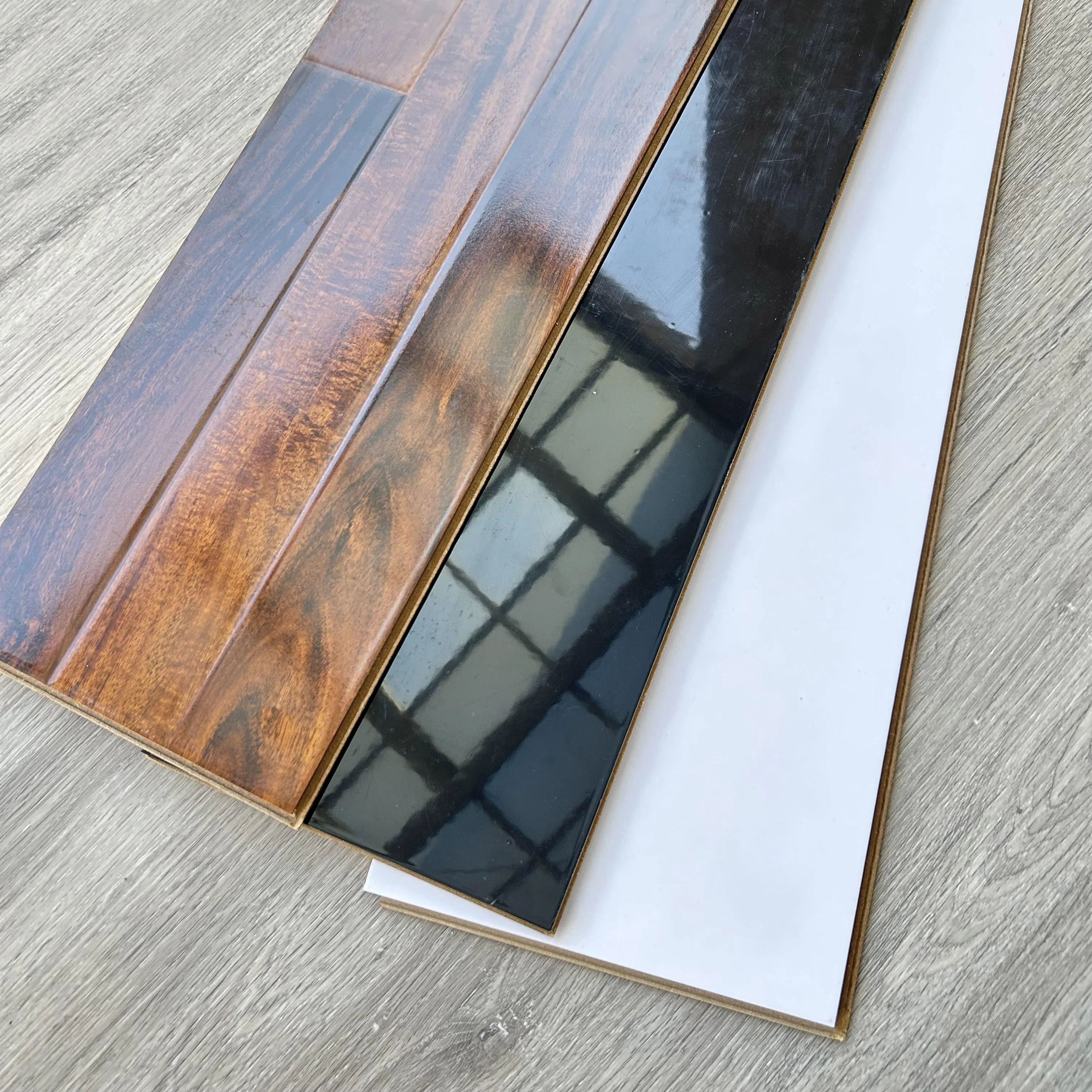 Водостойкий ламинат Super High Gloss 8мм и 12мм