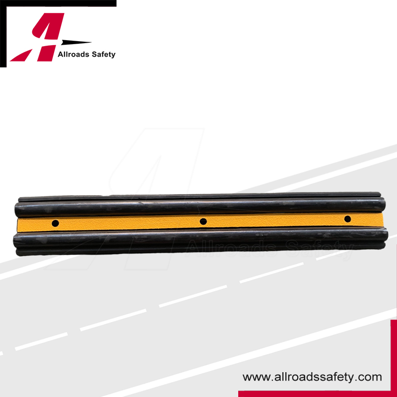 1000mm Recycled Rubber Bumper Wall Protector with Highly Reflective Yellow Stripes