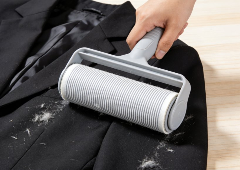 Durable Pet Hair Removal Tool - Washable Lint Roller for Deep Cleaning of Carpets and Upholstery