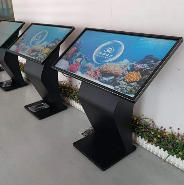 Интерактивный киоск с сенсорным экраном 55-85 дюймов