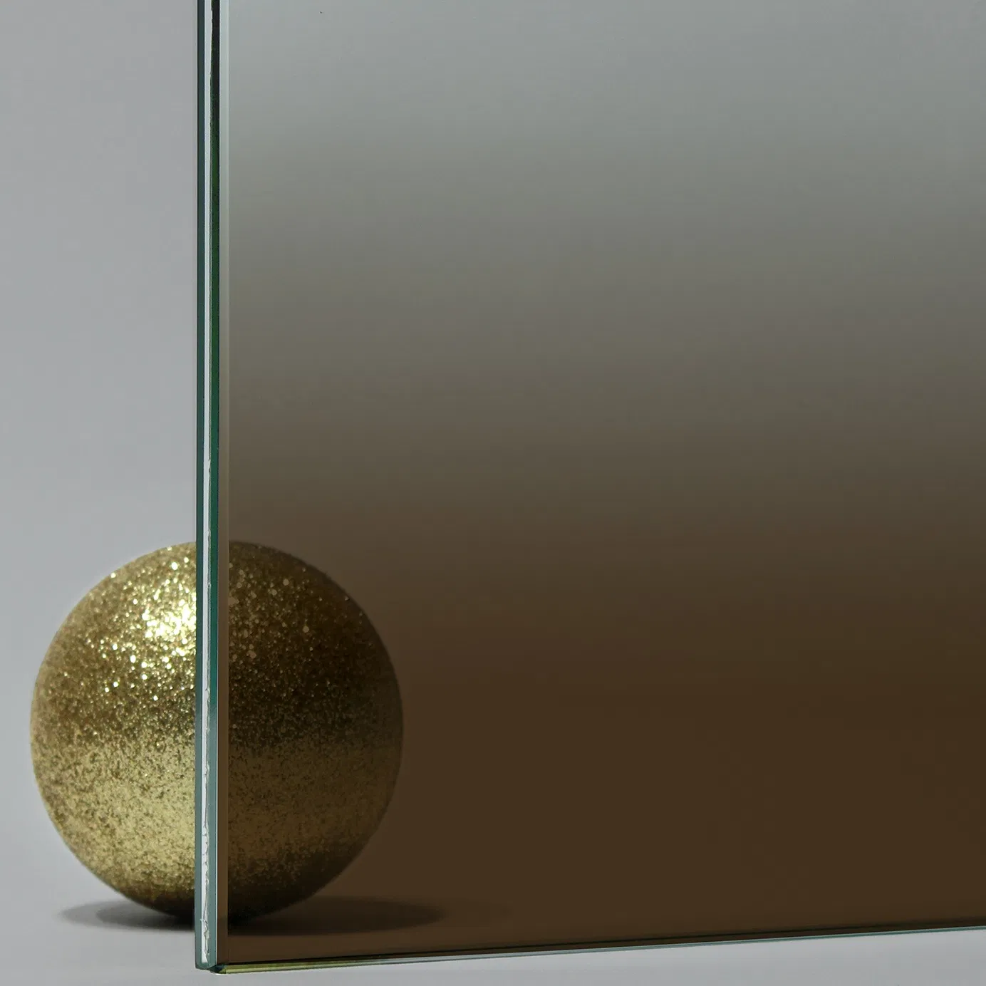 2025 New Colorful Good Quality Gradient Glass Laminated Tempered Colored Glass for Decoration Commercial Building Door