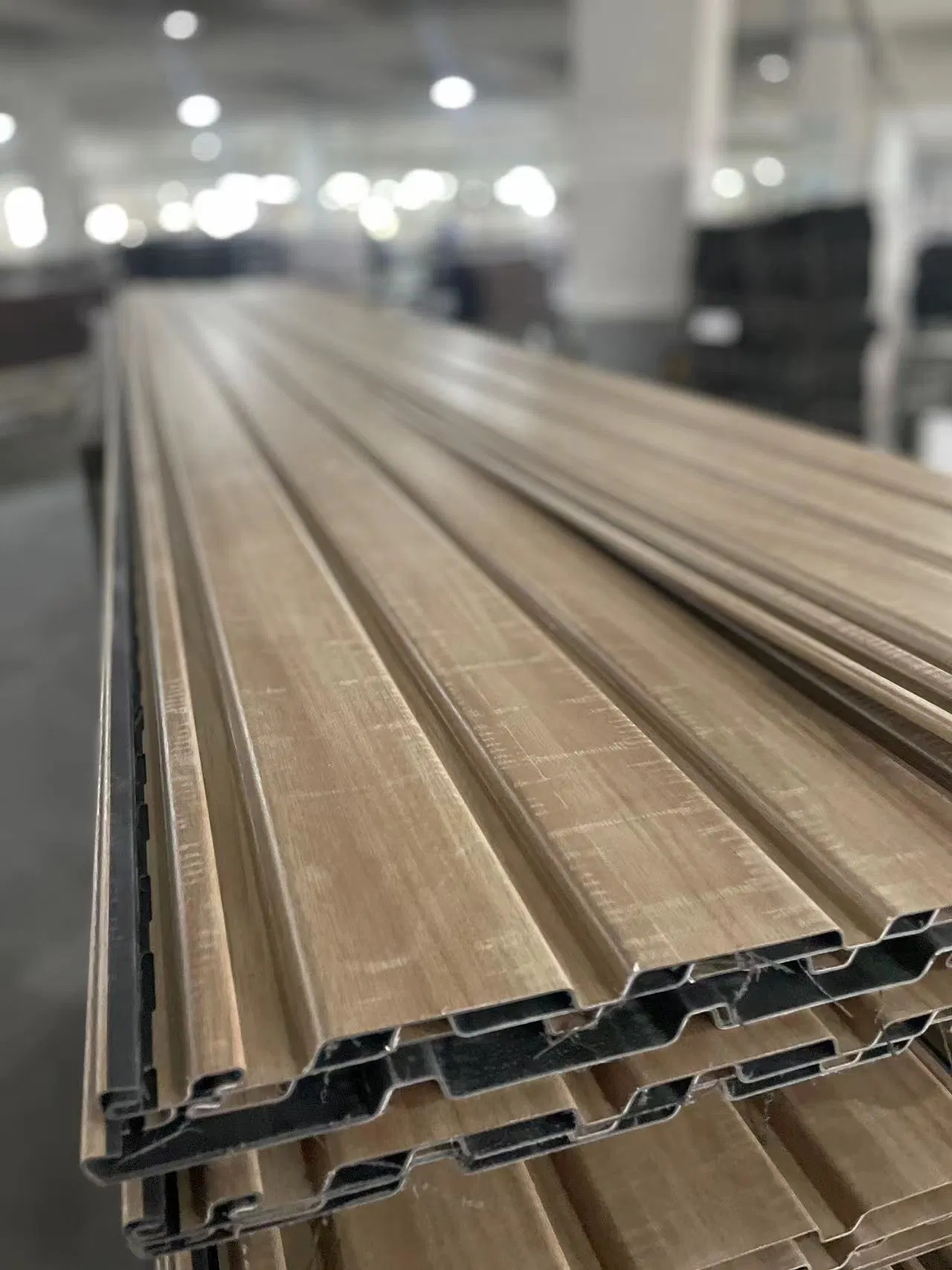 Wholesale 12 Inch/3048/305mm Width Wooden Design for Indoor Balcony Soffit Ceiling Panel Vinyl Siding Panels