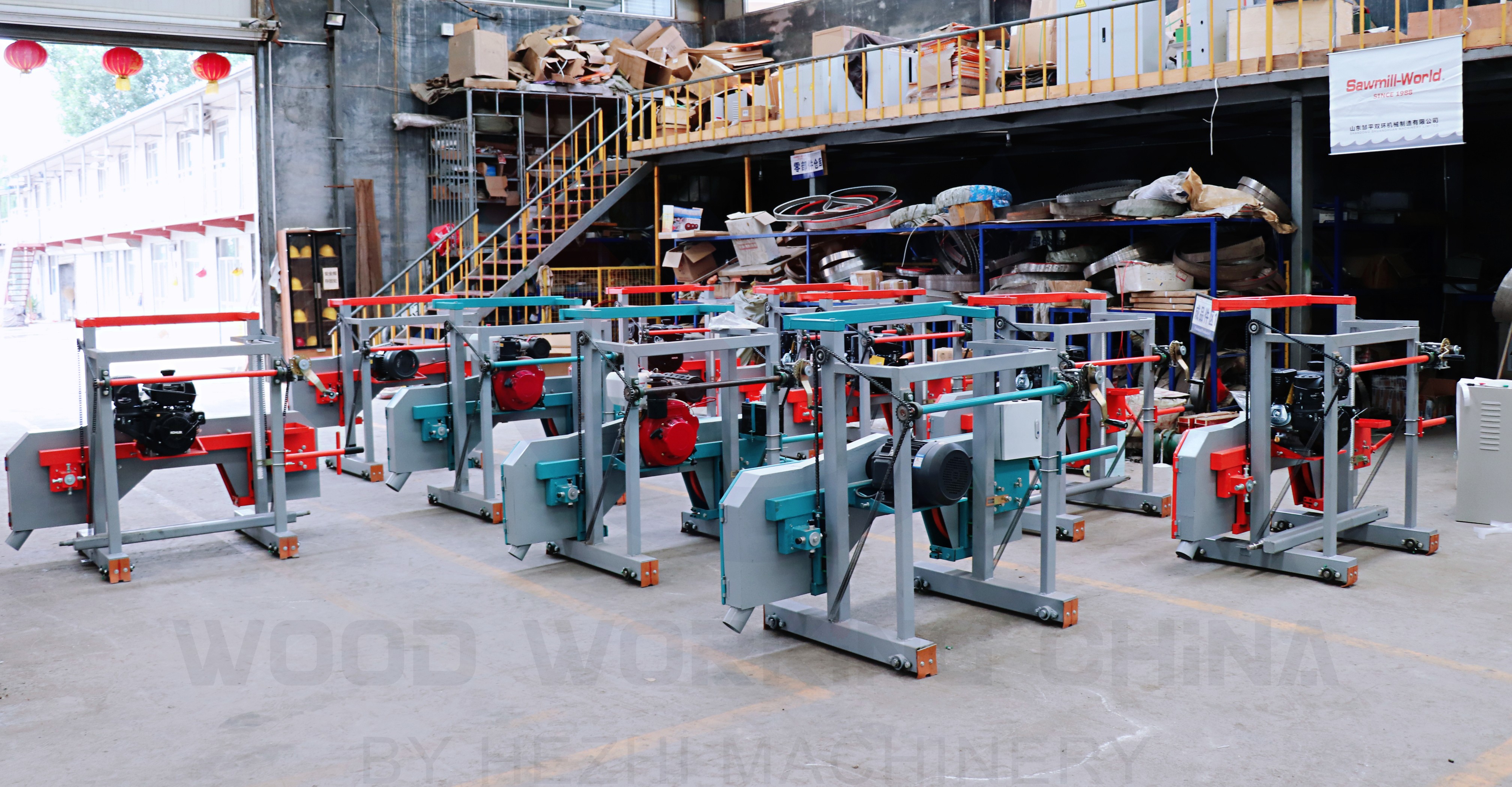 Ленточная пила портативная горизонтальная на прицепе