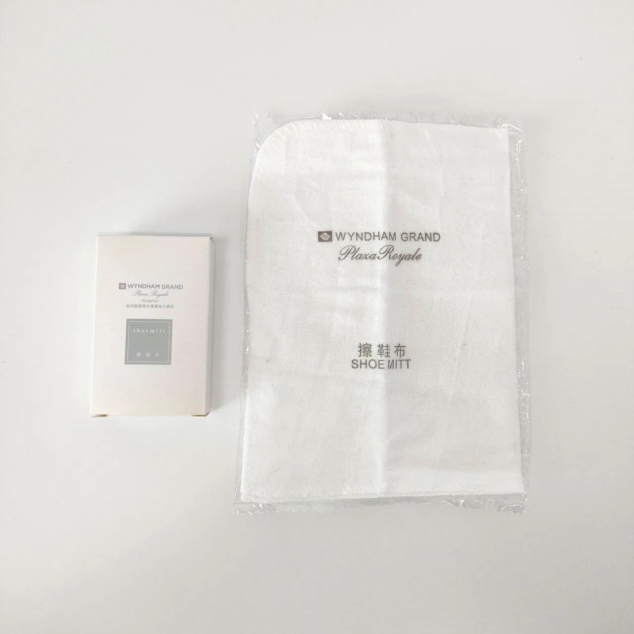 Whloesale Hotel Shoe Mitt OPP Package Square and Hand Shape Shoe Mitt