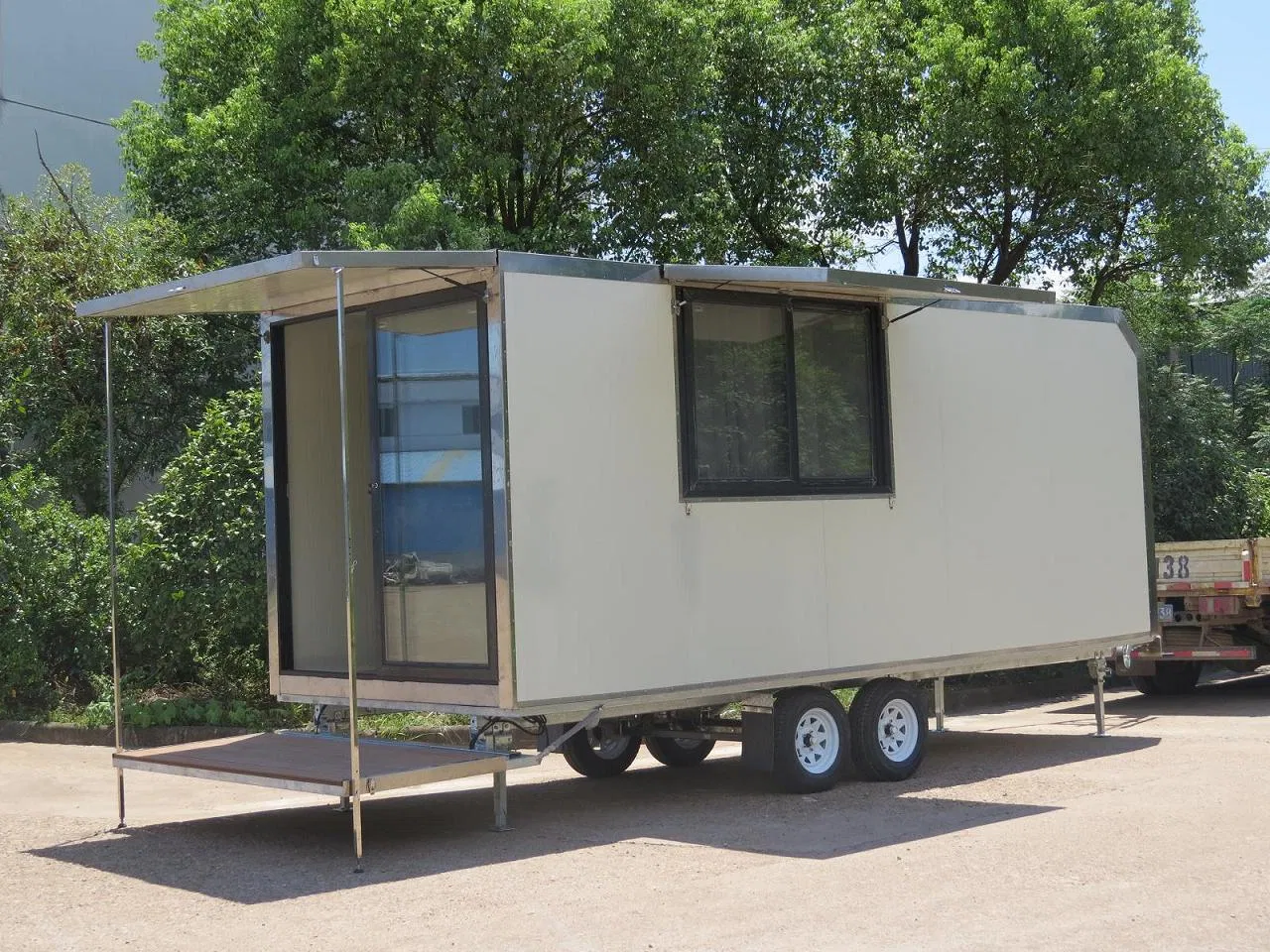 Mobile Bathroom Shower Toilet Trailer