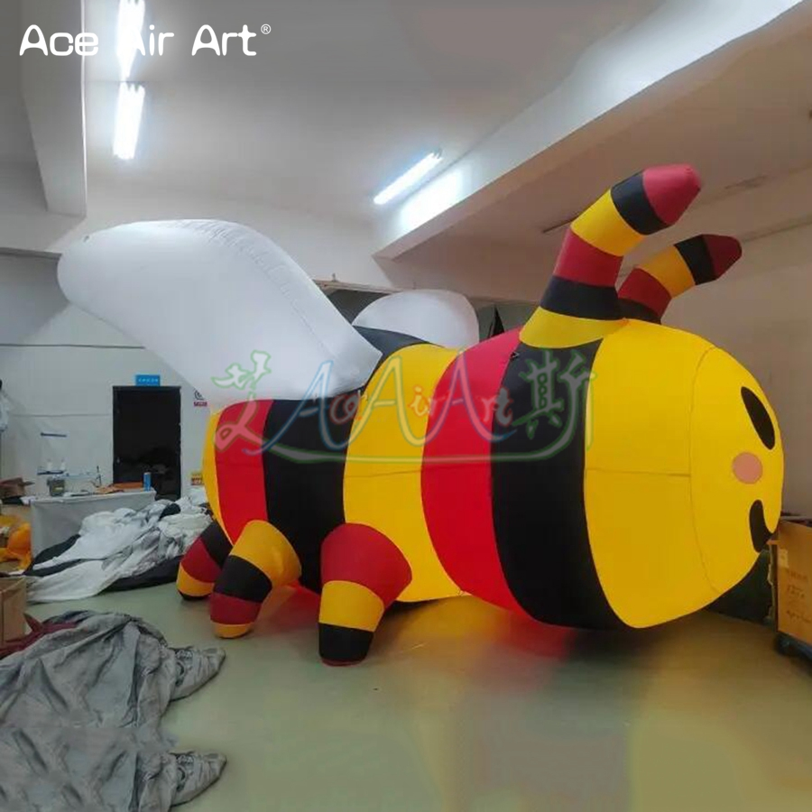 Popular Inflatable Bee Animals Cartoon Model with Free Air Blower for Event Decoration Advertising