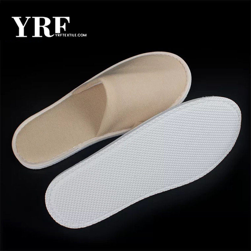 Wholesale Hotel Guest Room 3-5 Star Bathroom Shower Travel Disposable Amenities Guest Logo Toilet Bathroom Soap Shampoo Bath Slipper Amenity Set