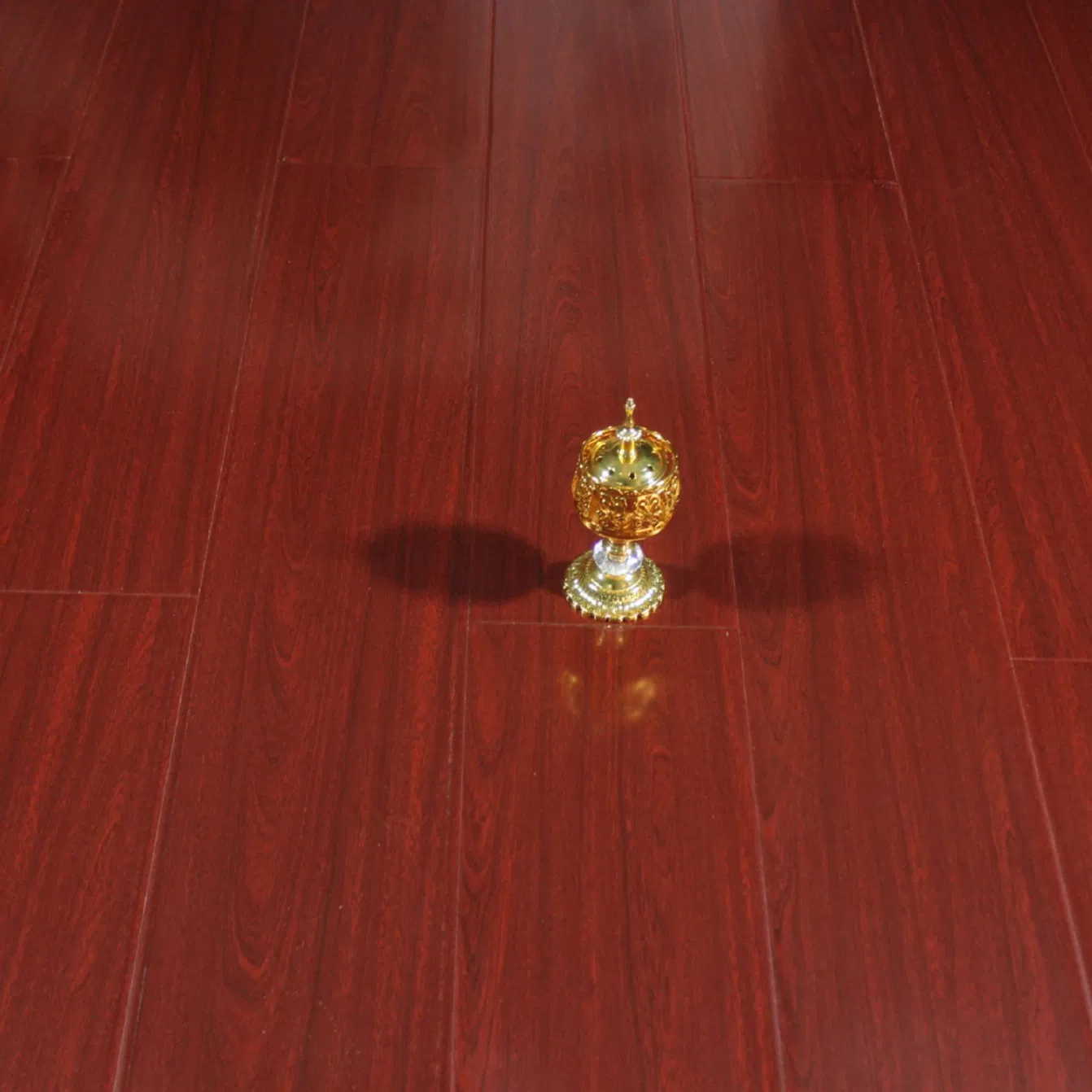 Водостойкий ламинат для пола