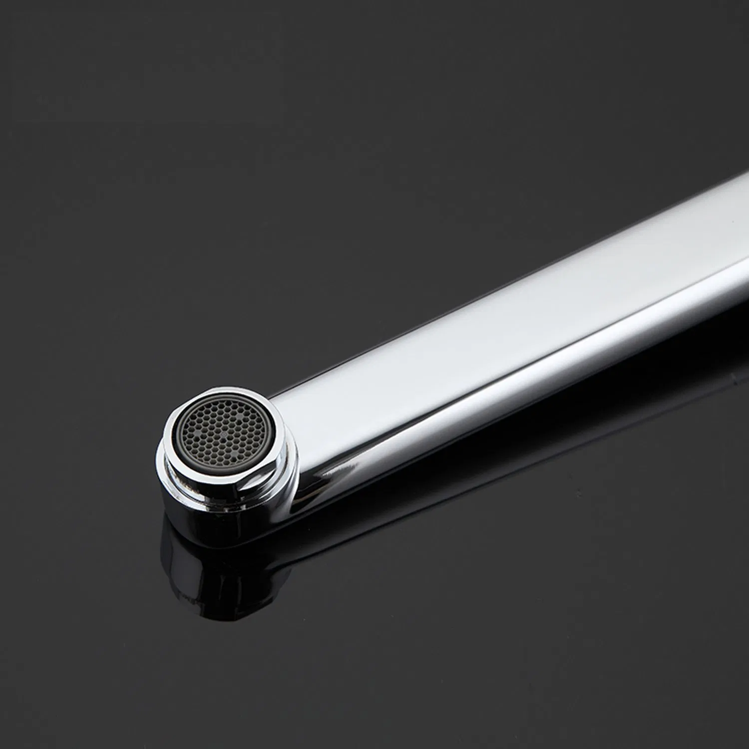 High Quality Wall Mounted Bathtub Faucet Mixer with Long Spout (TF-3005)