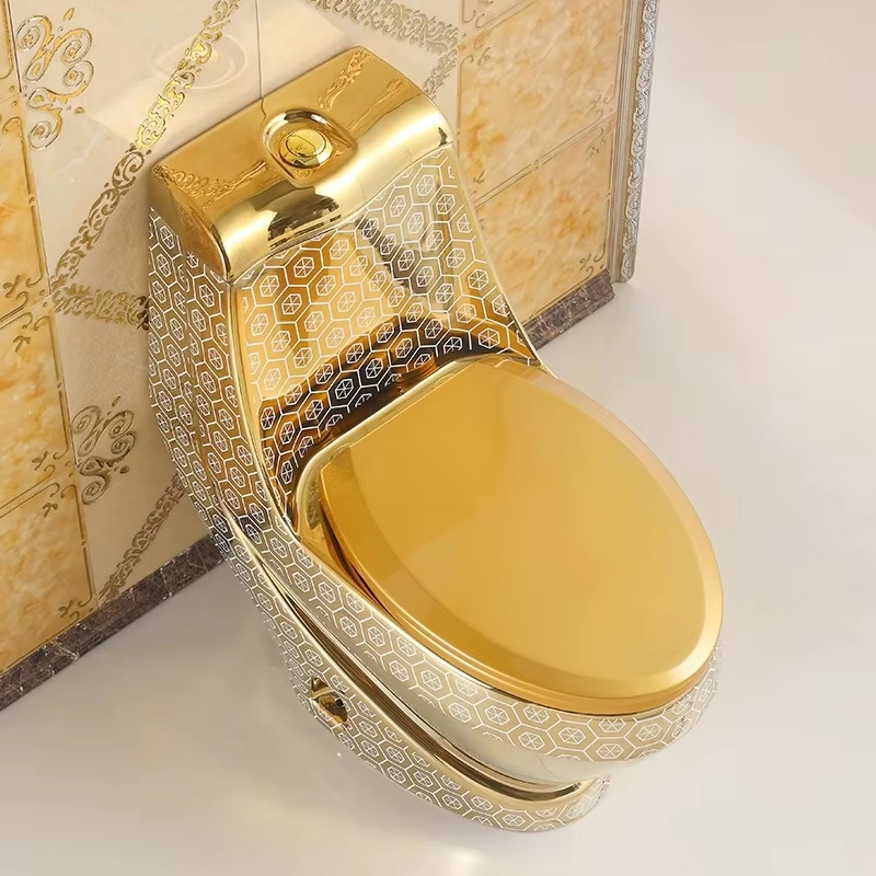 Toilet Manufacturer Gold Plated Luxury Toilet Spin Flush One-Piece