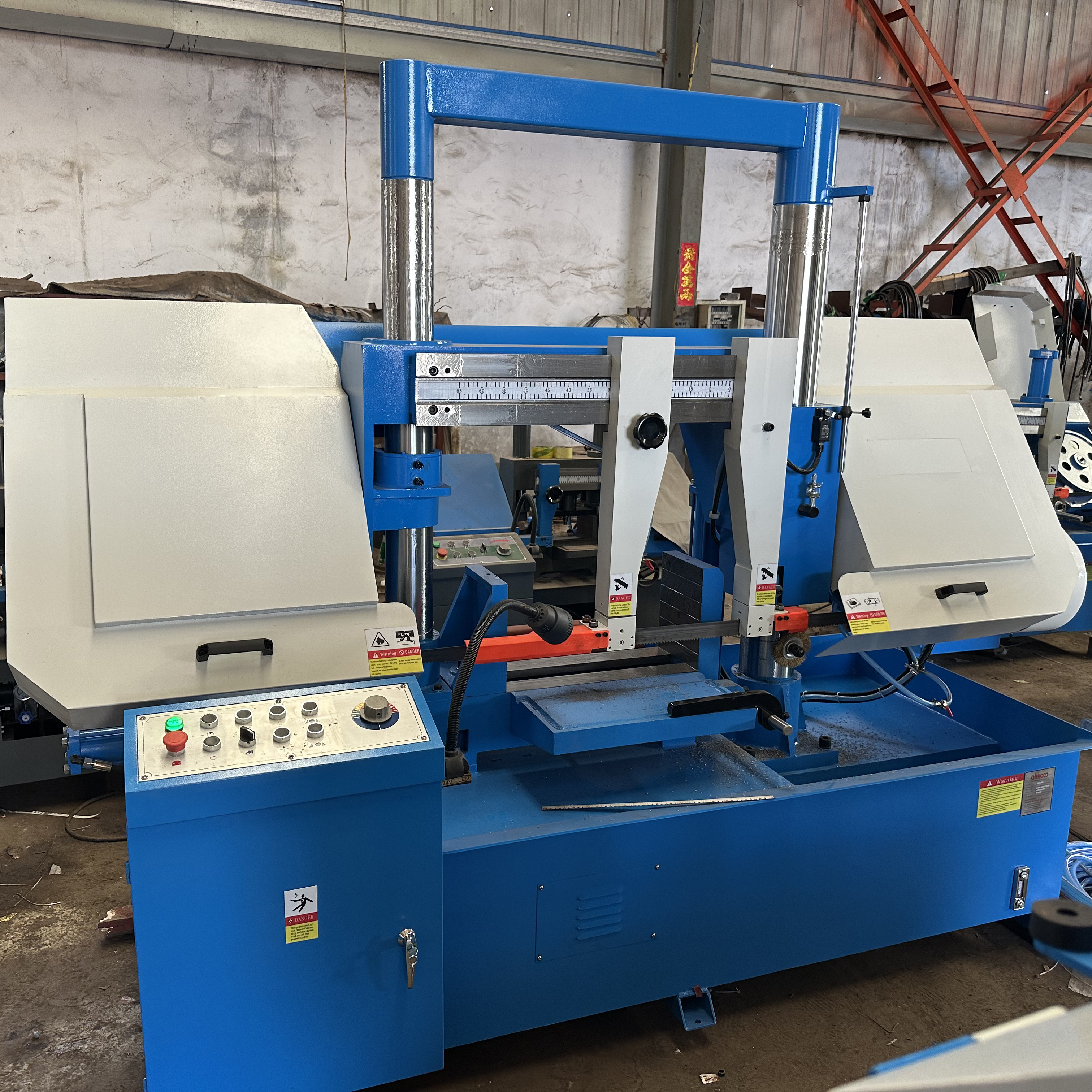 Станок ленточнопильный настольный автоматический по металлу