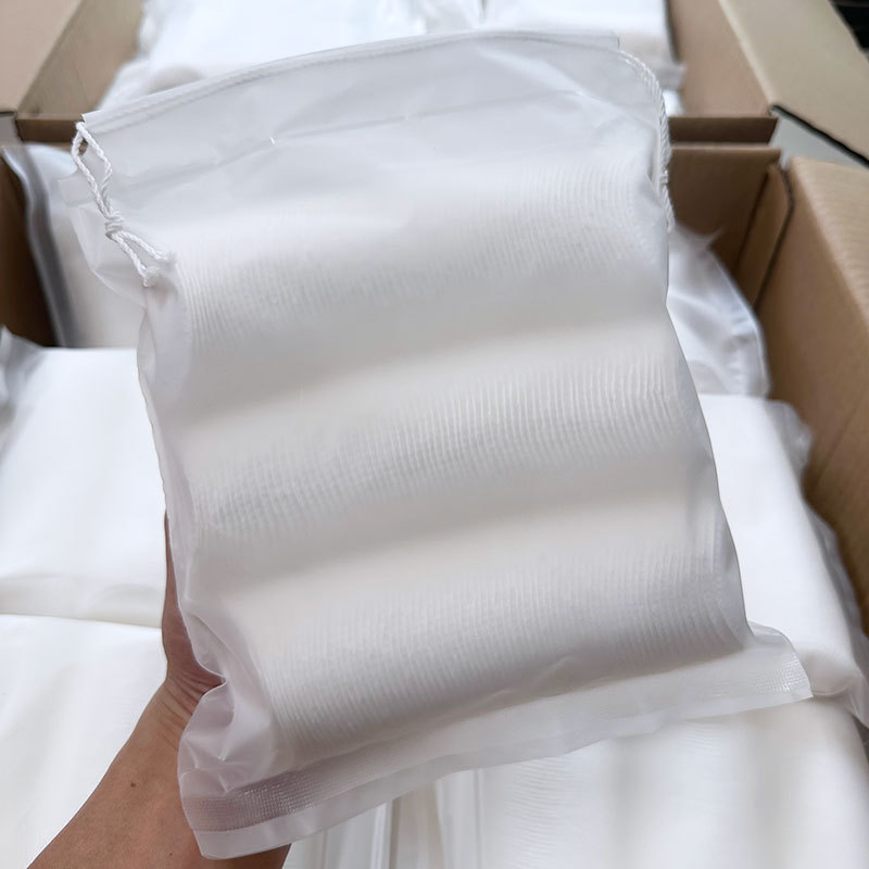 Factory Direct Supply Disposable Beauty Make-up Remover Three Layers of Cotton Pads