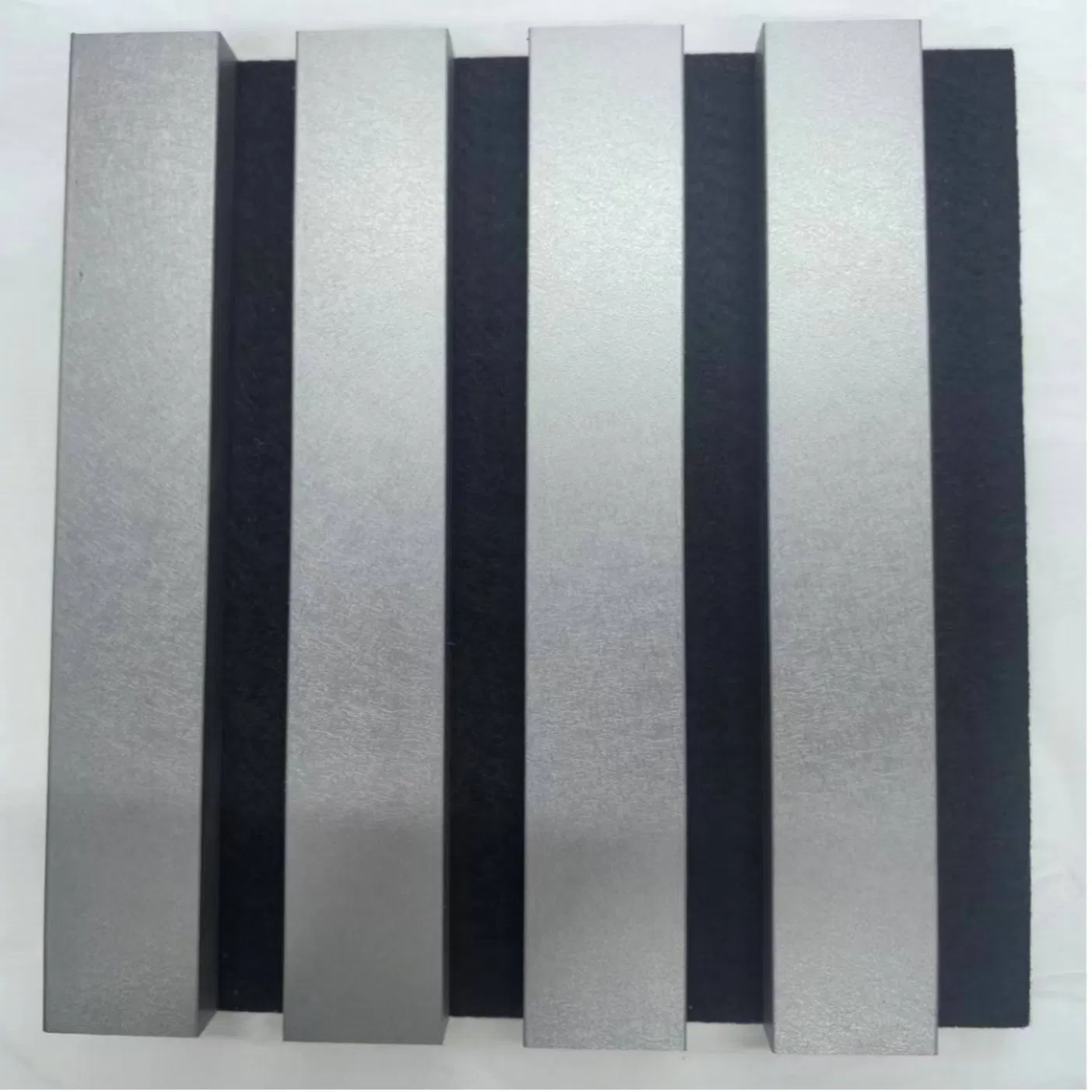 Durable Modern Striped PVC Wall Panels Waterproof Soundproof Metal Surface Wood Background for Household Hospital
