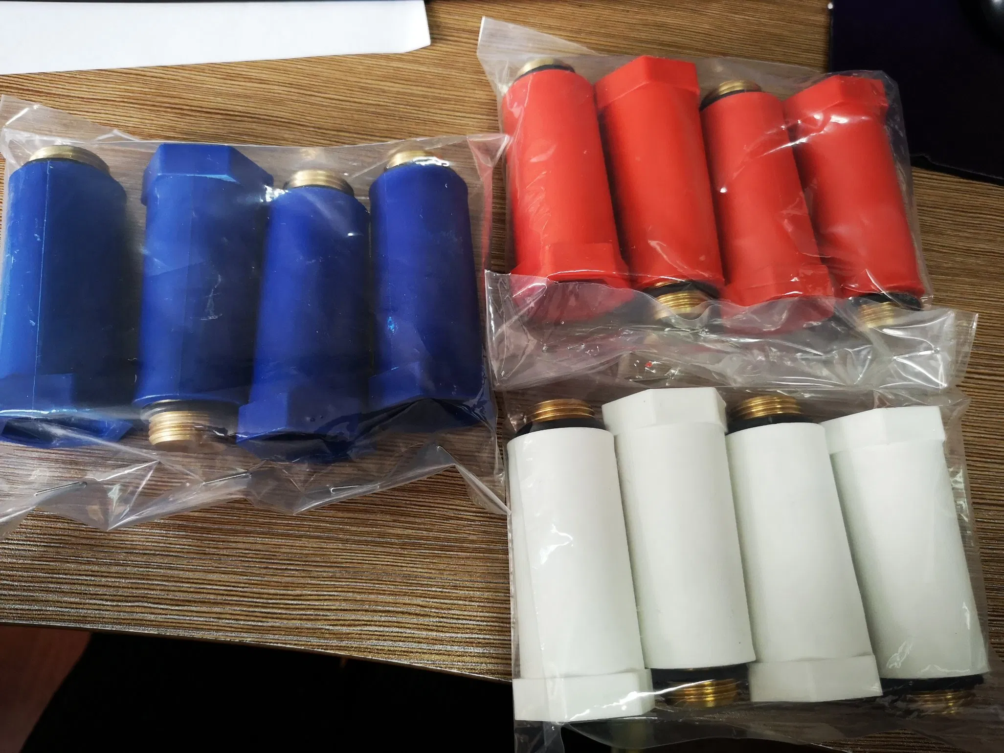 Dustproof Plastic Protective Cover for Water Pipe Plug and Tap Fittings
