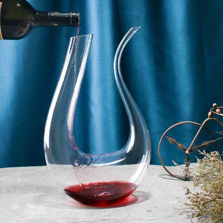 Customize Crystal Lead Free Glass U Shape Hand Blown Silk Black Arc-Shaped Red Wine Decanter Wine for Home Party