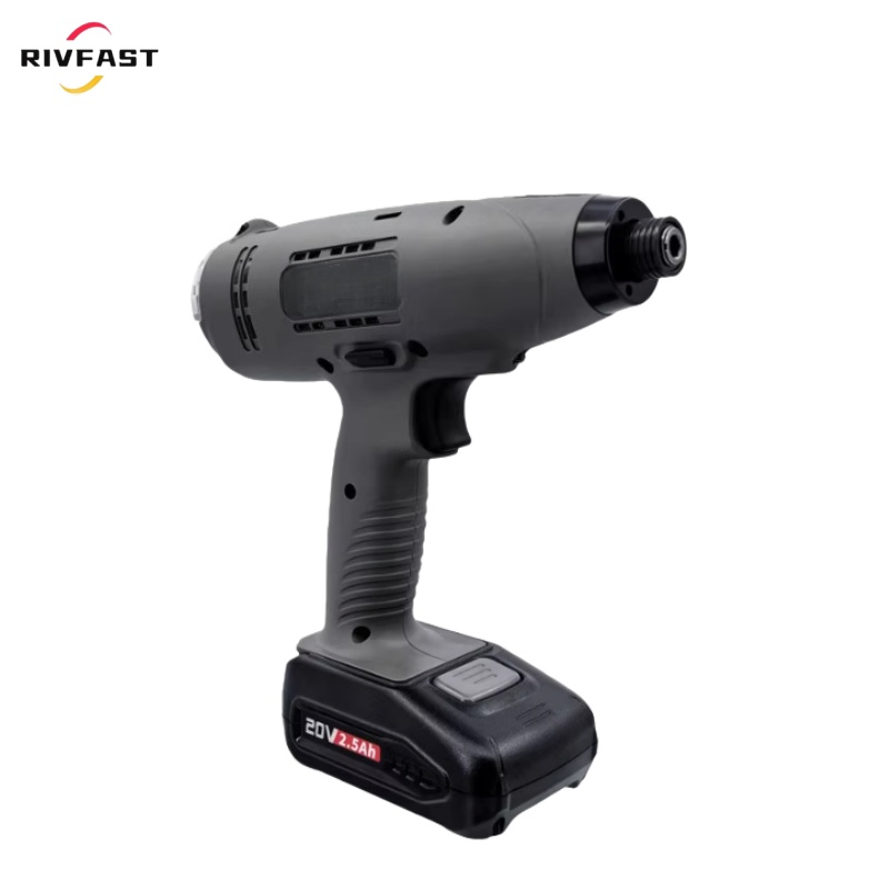 Профессиональный аккумуляторный шуруповерт пистолетного типа