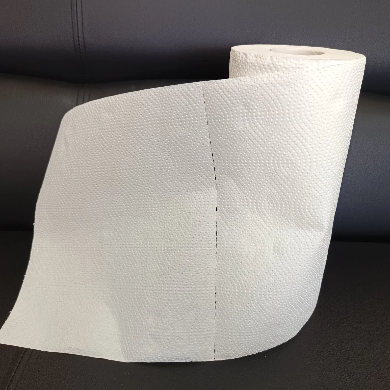 High Quality Wholesale High Absorbency Full Embossed 2ply Kitchen Paper Towel