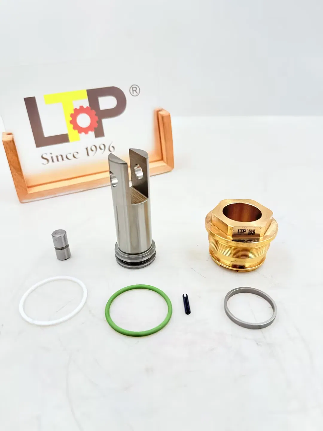 Ремкомплект поршневой группы LTP 10124546A для насосов Liebherr