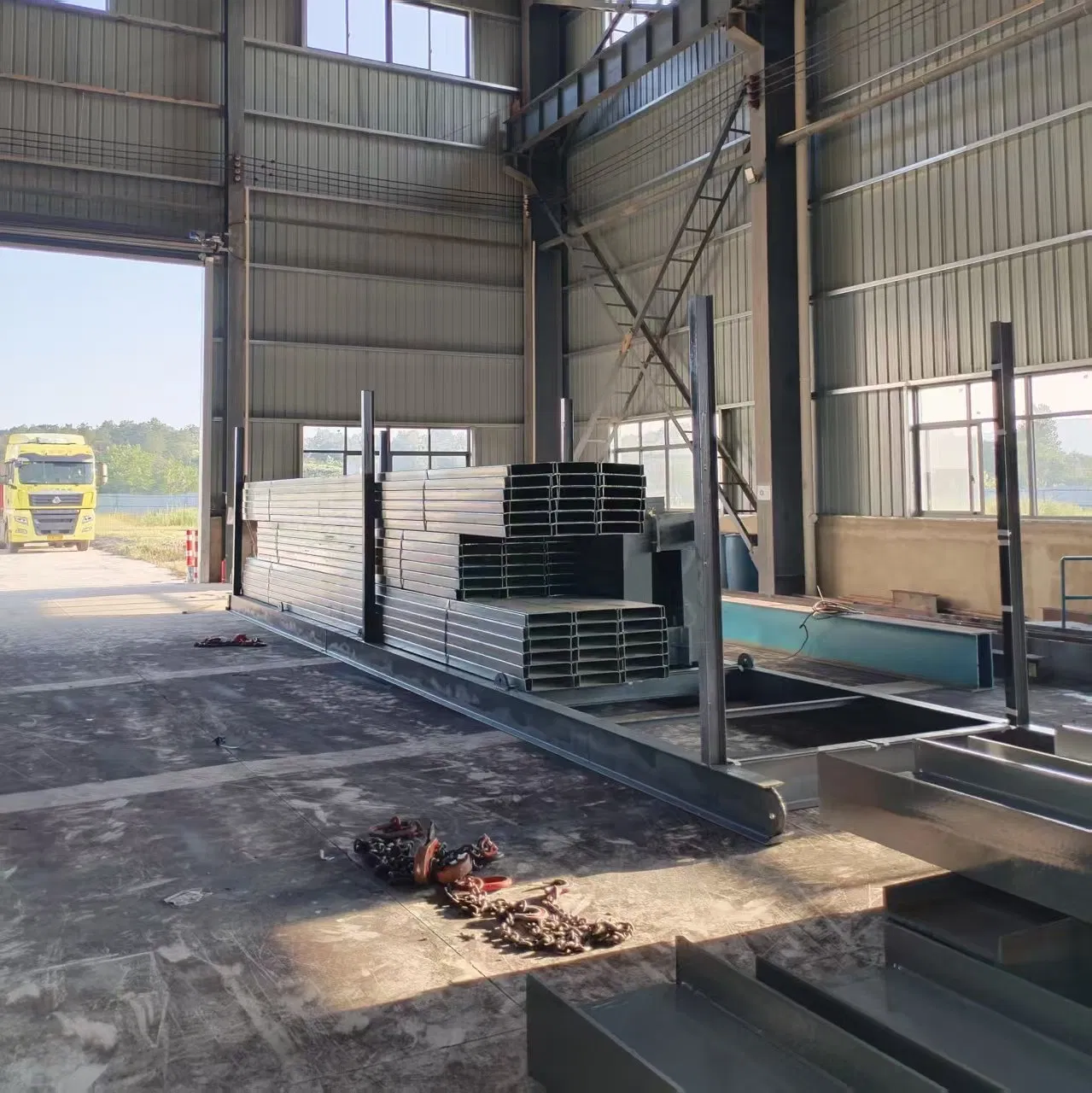 Prefabricated Workshop & Warehouse Steel Structure Building for Factory Production
