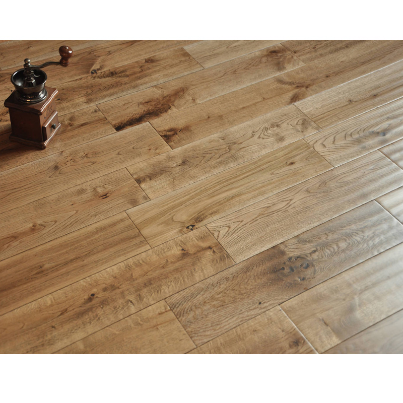 Light Handscraped Solid Oak Wood Flooring/Oak Hardwood Flooring with CE/Carb/FSC