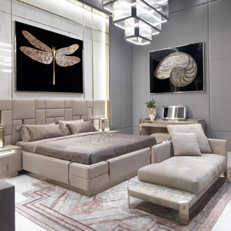 Мебель для спальни кожаная King Size комплект