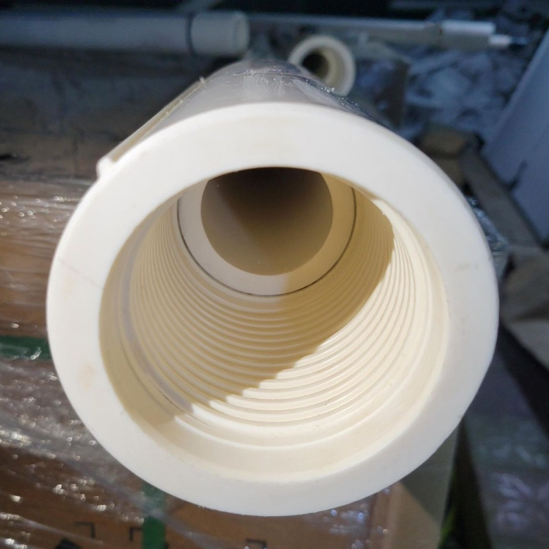 Труба UPVC для скважин с резьбой и сертификатом OEM