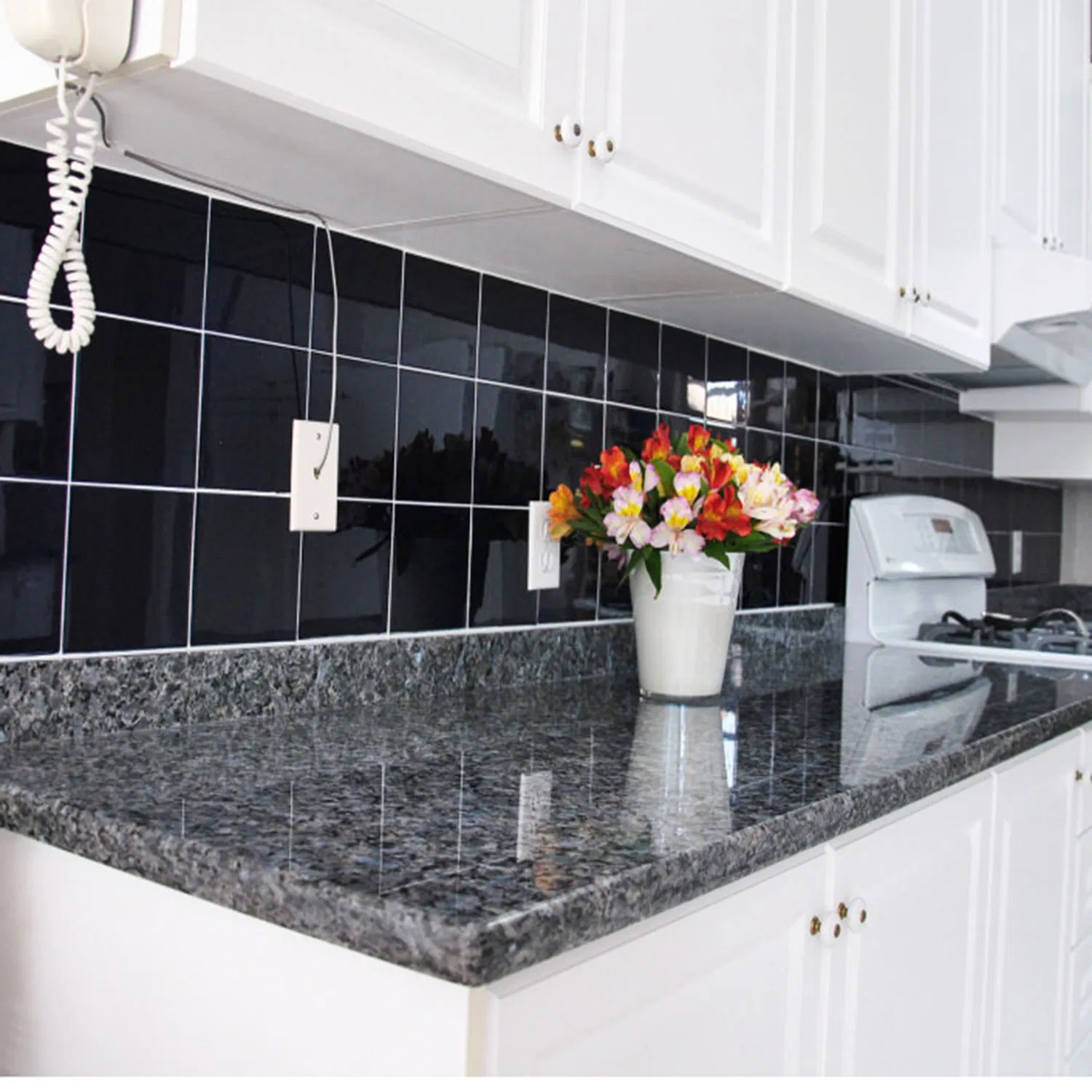 Luxury Natural Stone Norway Labradorite Blue Pearl Granite for Flooring and Wall Tile