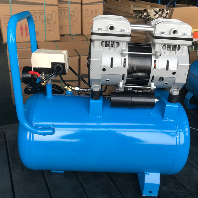 Поршневой воздушный компрессор Luogesen 24л, 1390Вт