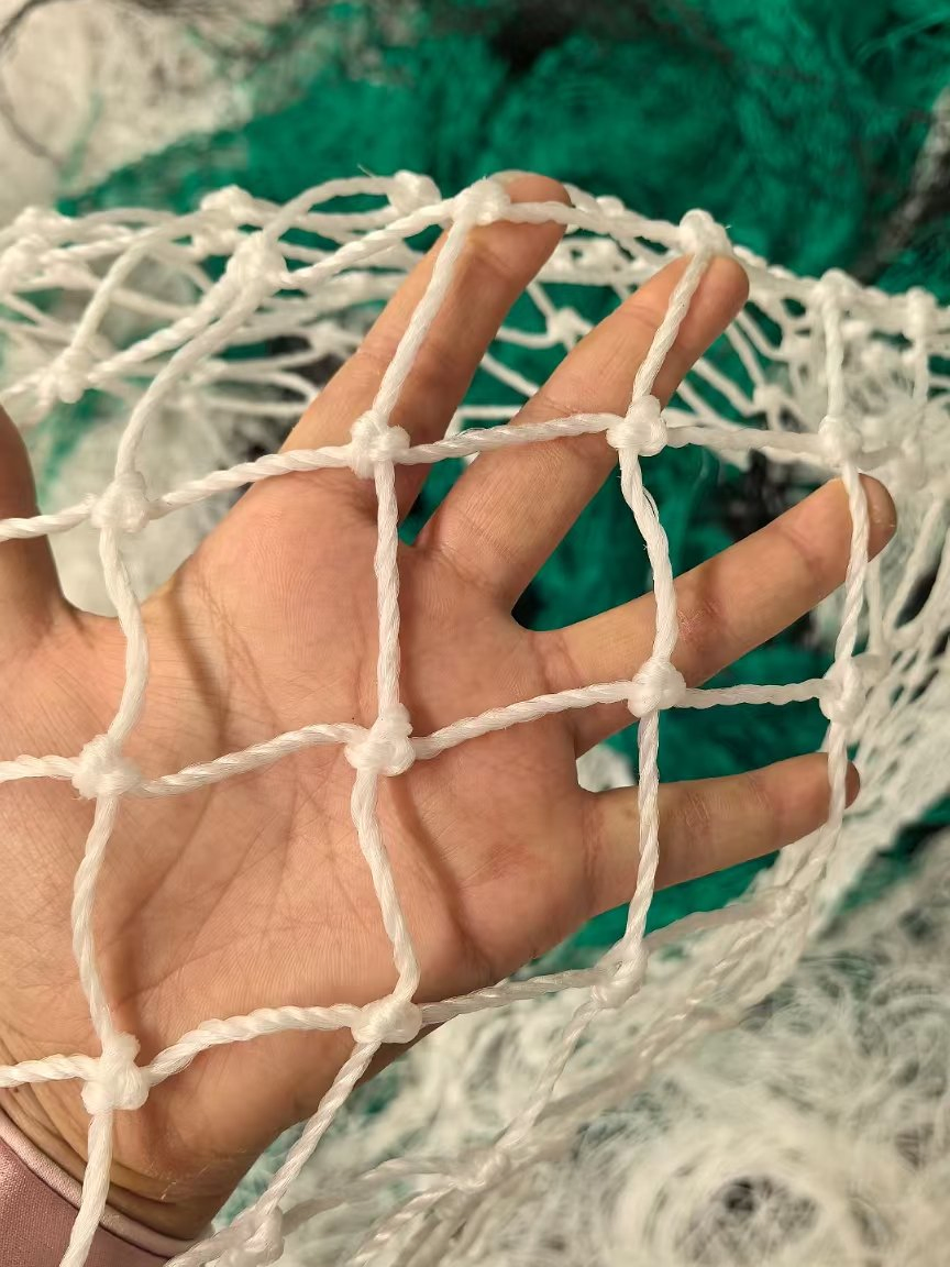 40 mm Mesh PE Knotted Sports Field Barrier Netting for Tennis Court