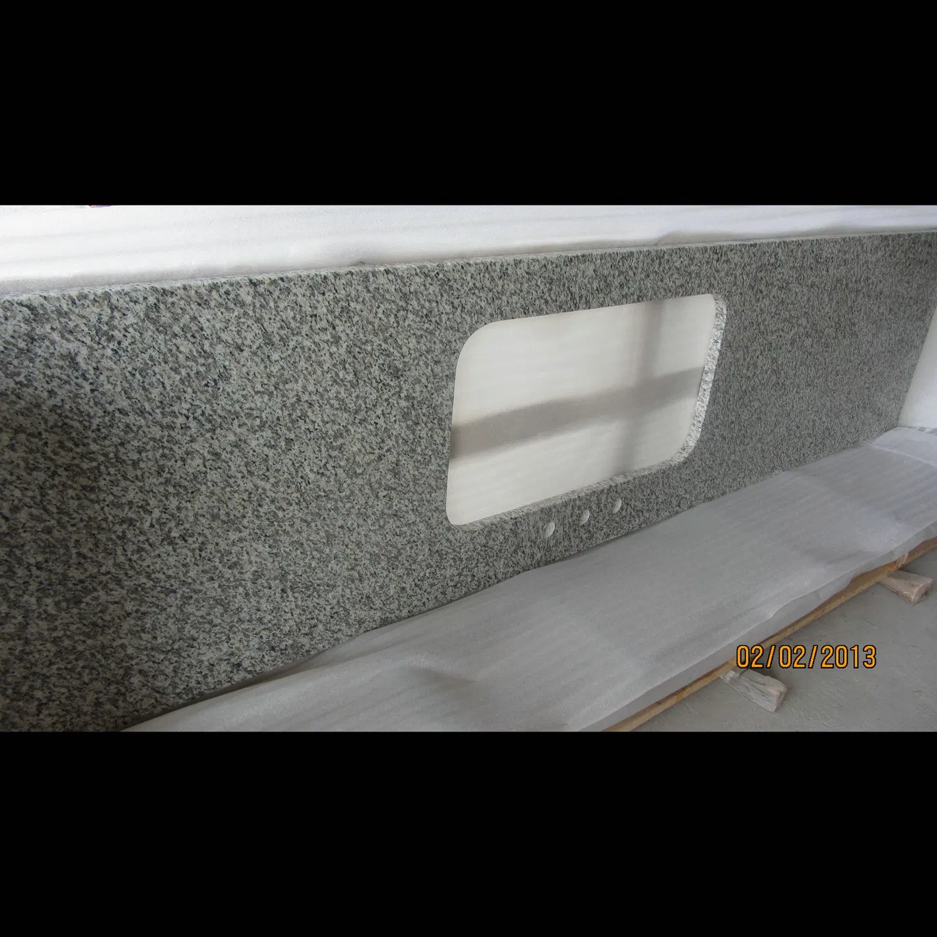 Cheap China Granite Tiger Skin White Island Tops for Kitchen