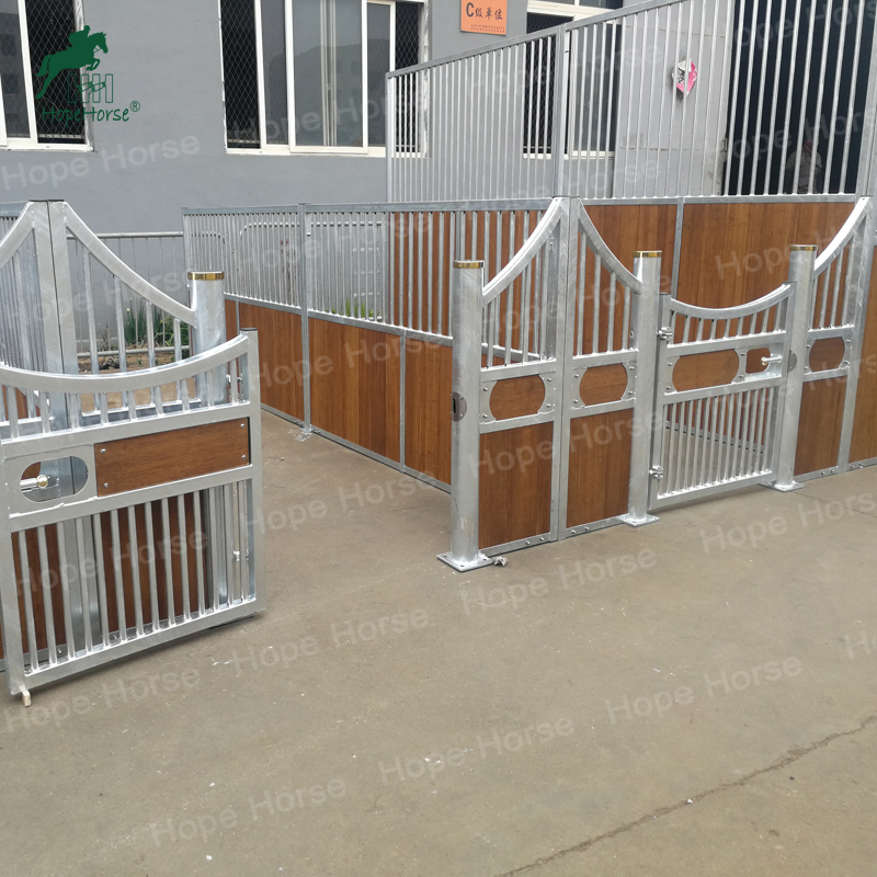 New Design Galvanized Steel Portable Horse Stables