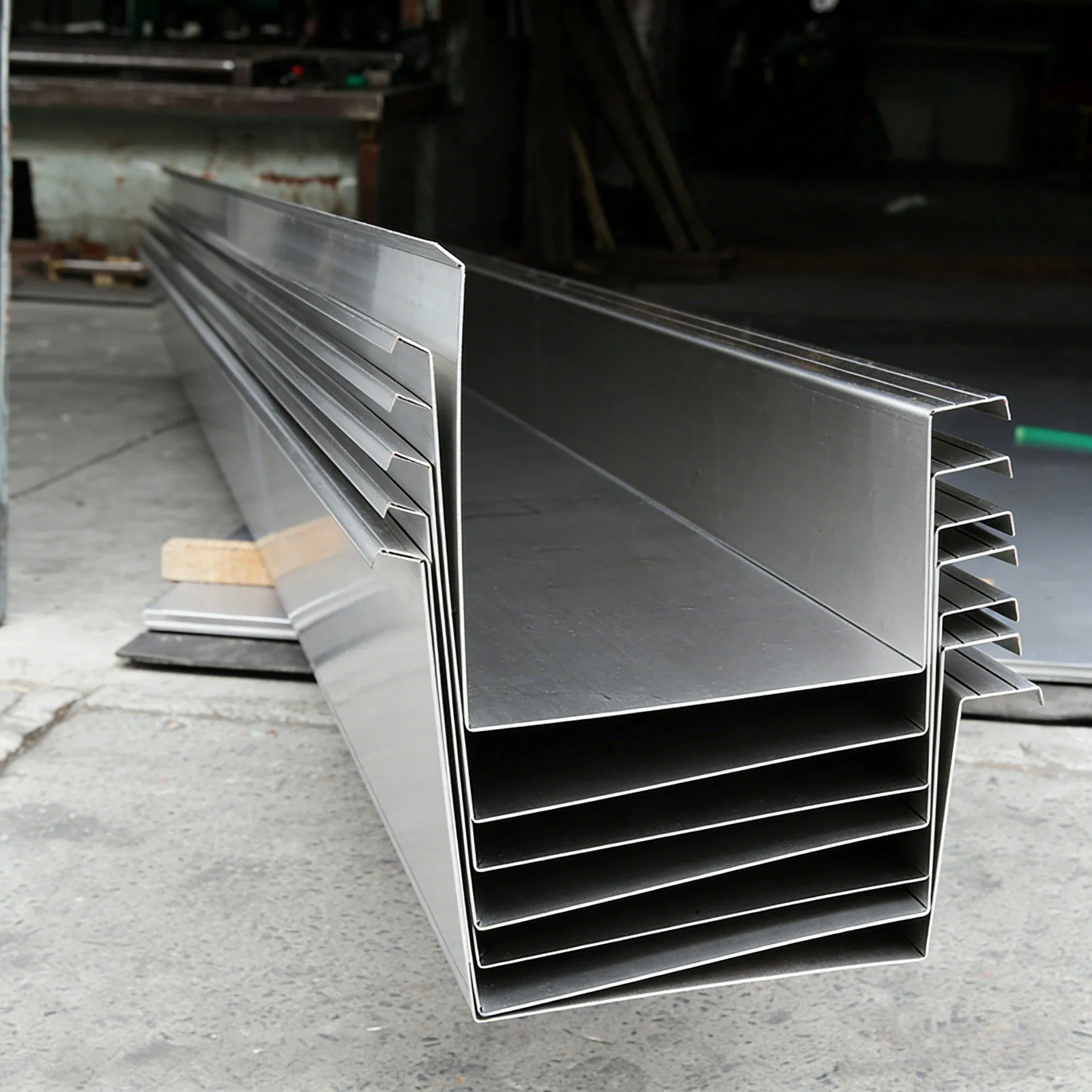 Rustproof Gutter Metal Bracket Outdoor Rain Gutter Support