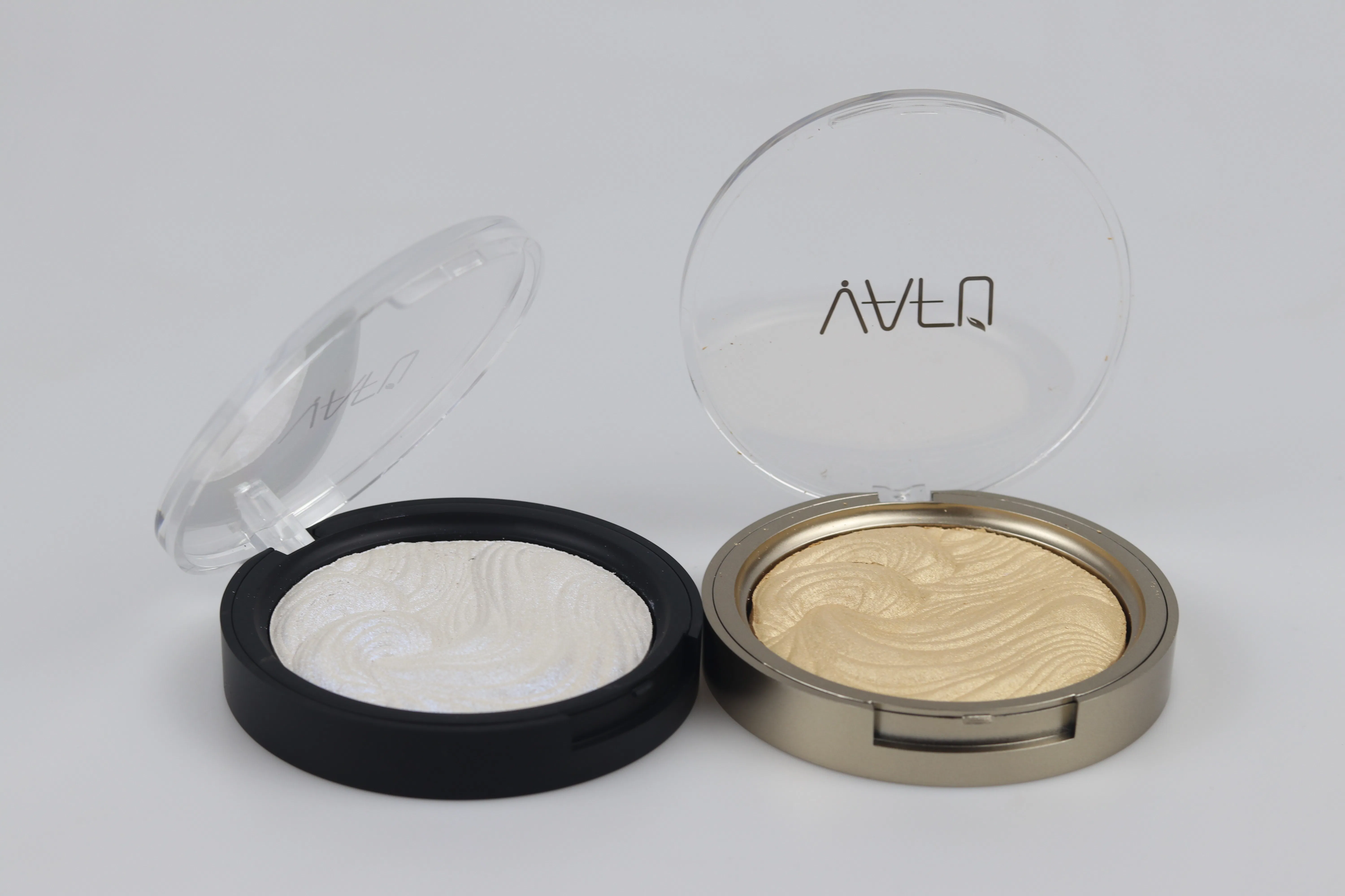 Universal Radiant Glow Highlighter for Every Skin Tone