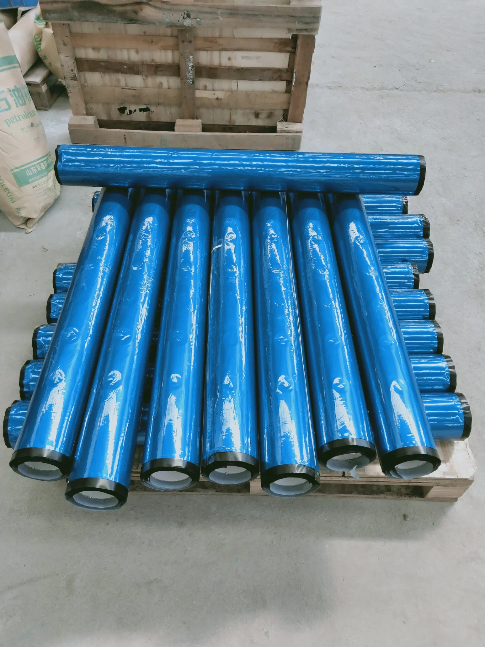 Waterproofing Membrane with Various Surface Materials Like PVDF, HDPE, Aluminium, Fleece, Tpo, EPDM