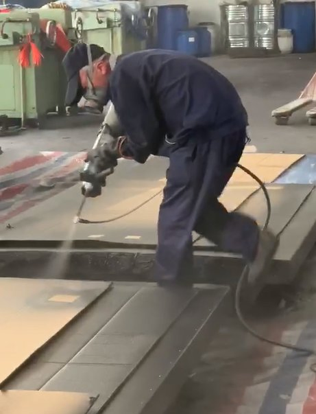 Пневматический краскопульт JX для полимочевины 1500мл