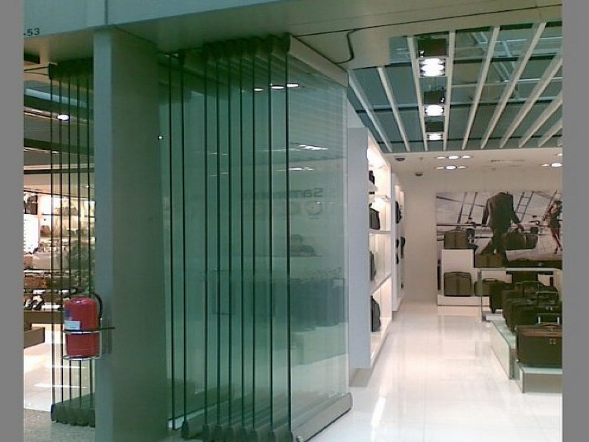 Frameless Glass Wall for Modern Interior Design Operable Glass Partitions