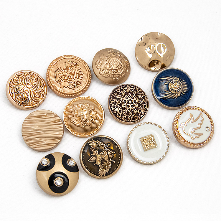 Пуговицы металлические для одежды с золотым шитьем на заказ