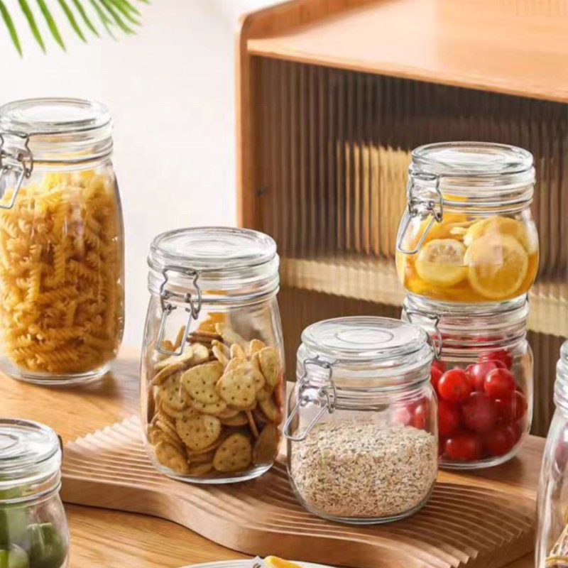 Стеклянная банка для хранения продуктов с крышкой